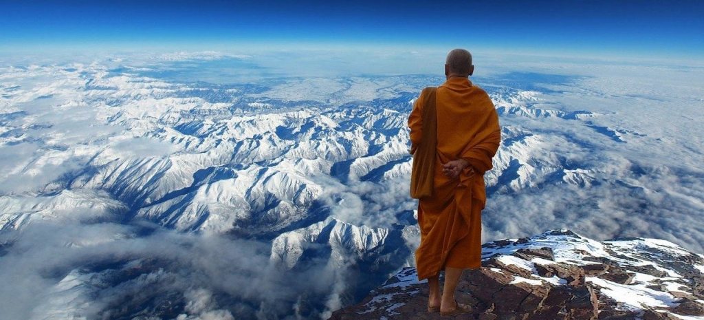tibet-montagne-himalaya-ciel-nuages